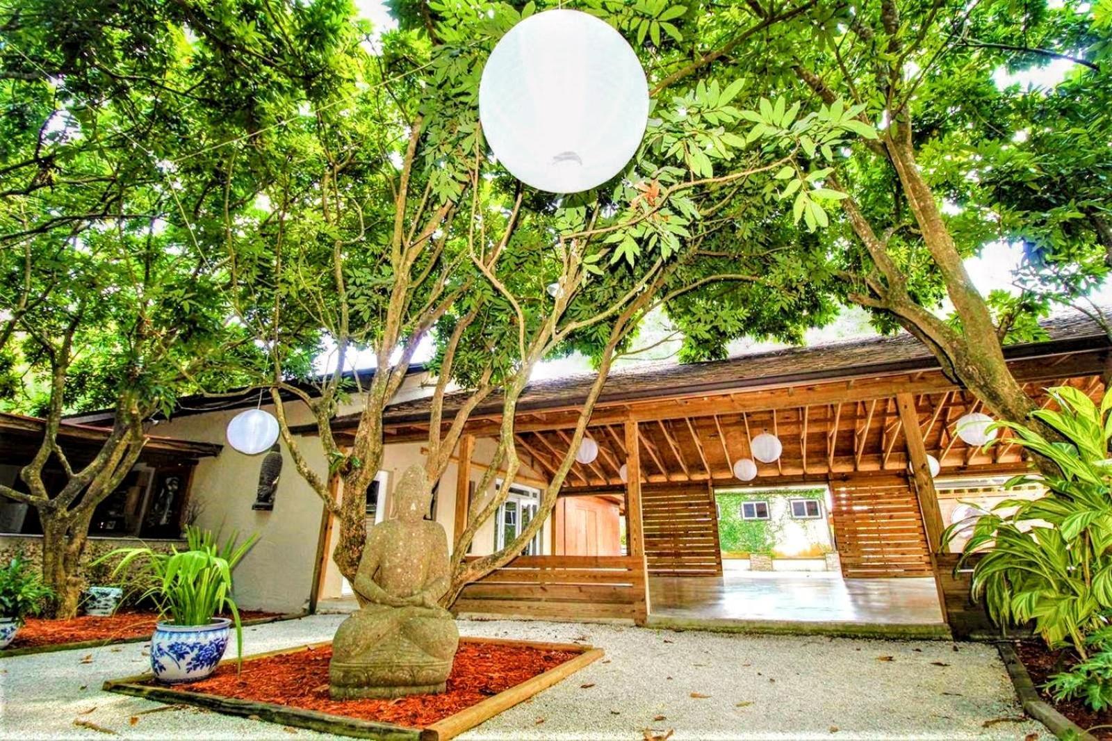 Magical Wonderkoi House In A Japanese Koi Garden Villa Маями Екстериор снимка